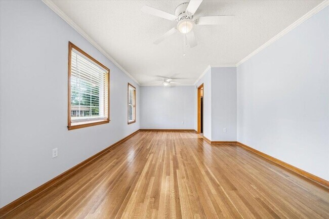 Building Photo - 7283 Juana Dr