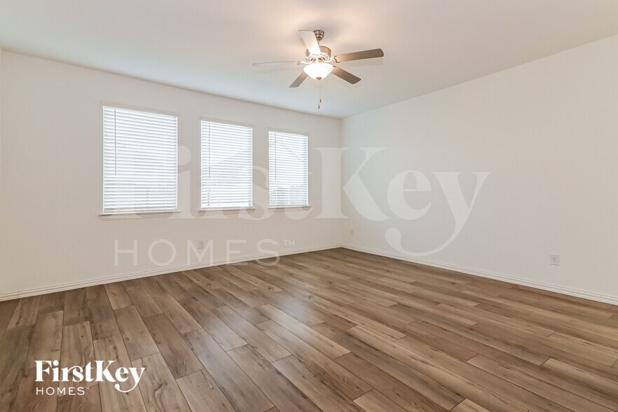 Building Photo - 206 Autumn Sage Ln