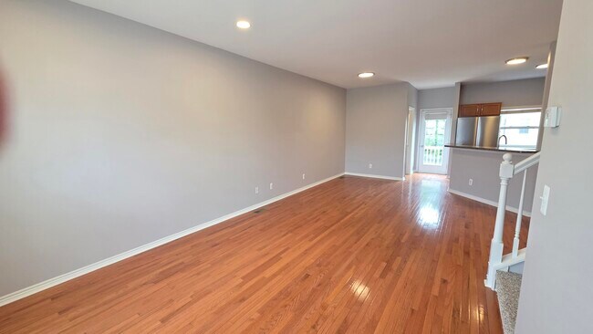 Building Photo - 1563 Cass Lake Rd