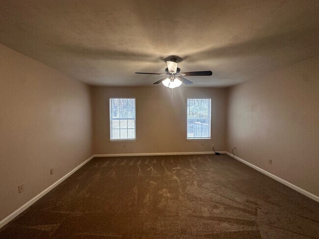 Building Photo - 7345 Hollis St