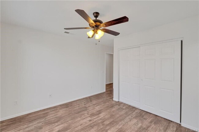 Building Photo - 15723 Parkhouse Dr