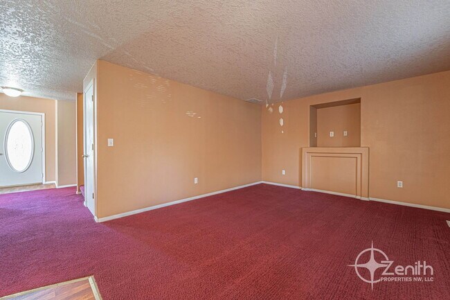 Building Photo - 15501 NE 88th St