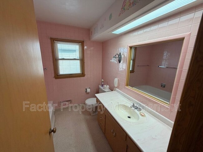 Building Photo - 245 Wheeler Ave