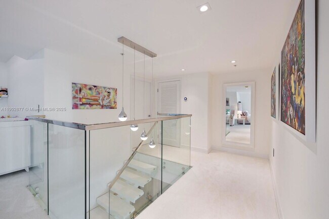 Building Photo - 7928 East Dr