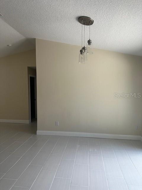 Building Photo - 414 Sandpiper Ridge Dr
