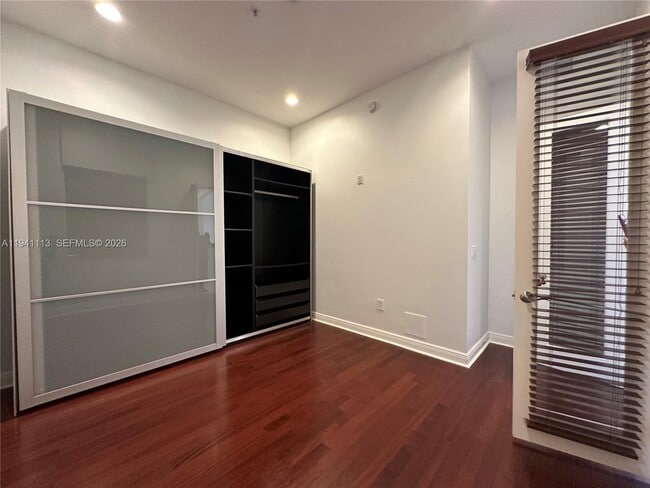 Building Photo - 3055 NW 126th Ave