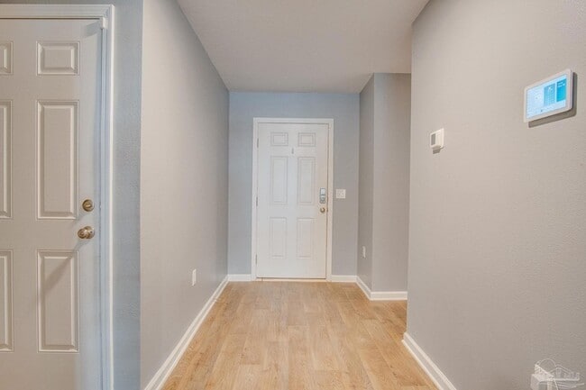 Building Photo - 4668 Red Oak Dr