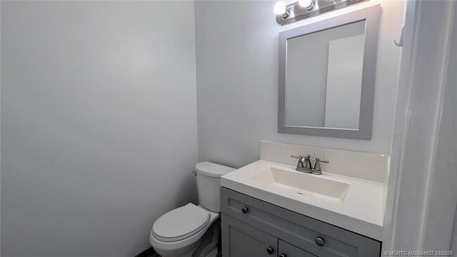 Building Photo - 1225 NW 21st St