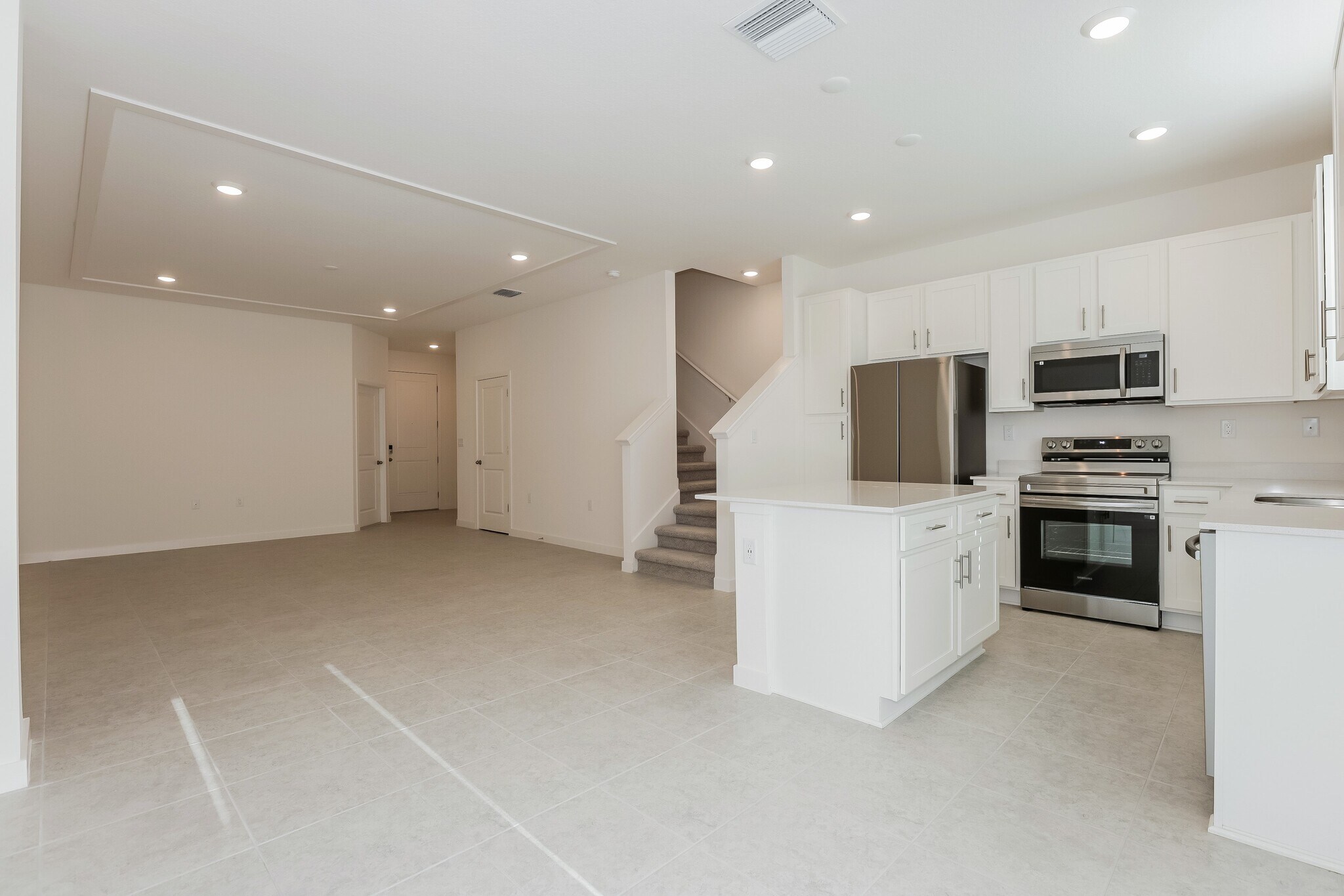 Building Photo - 1443 Tristar Dr