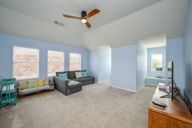 Building Photo - 6342 Collina Springs Ct