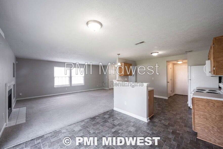 Building Photo - 11550 Signet Ln