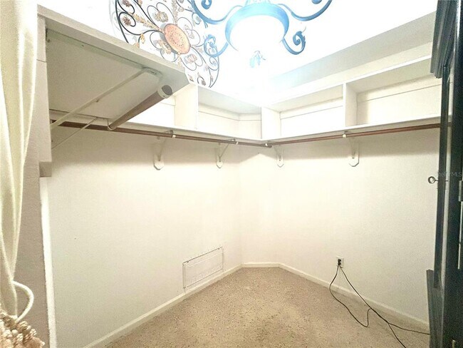 Building Photo - 10662 Crystal Springs Ct