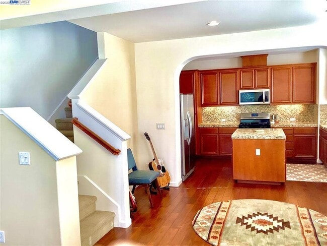 Building Photo - $3,990 - 4 BR - GORGEOUS SAN RAMON HOME IN...