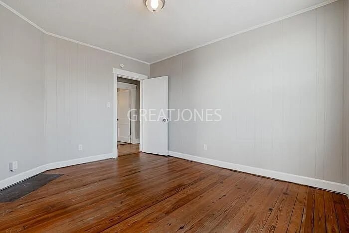 Building Photo - 250 Columbia Rd