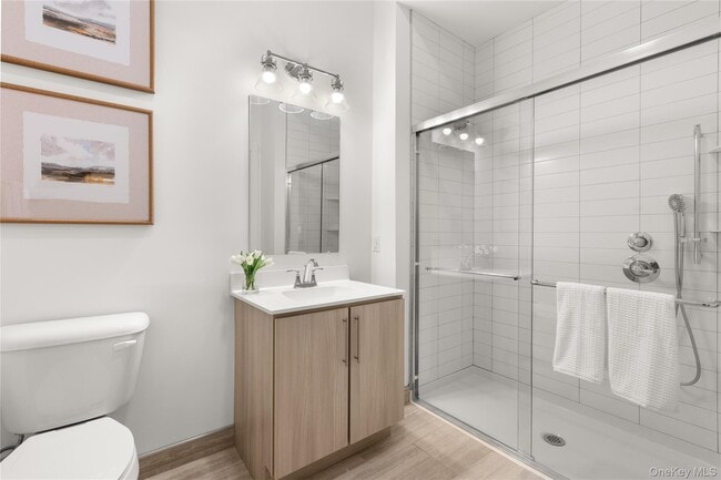 Building Photo - 4180 Sunrise Hwy