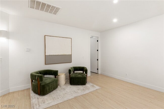 Building Photo - 7271 Loma Alta Cir