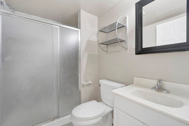 Building Photo - 15502 Orlan Brook Dr