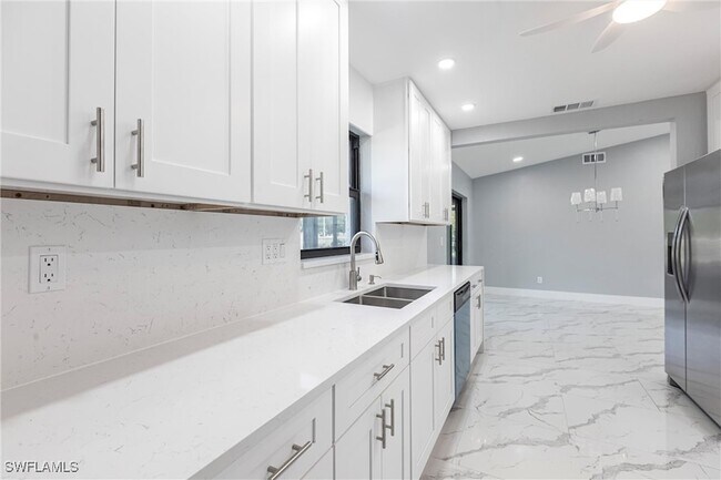 Building Photo - 242 Ground Dove Cir SE