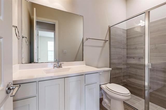 Building Photo - 691 Meandering Ln