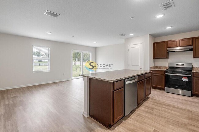 Building Photo - 6473 Sweetbay Ln