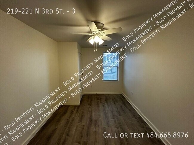 Building Photo - 219-221 N 3rd St.-3