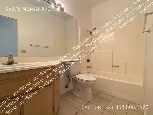 Building Photo - 35076 Momat Ave