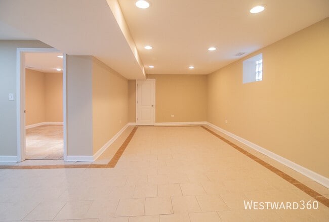 Building Photo - 12123 S Lafayette Ave