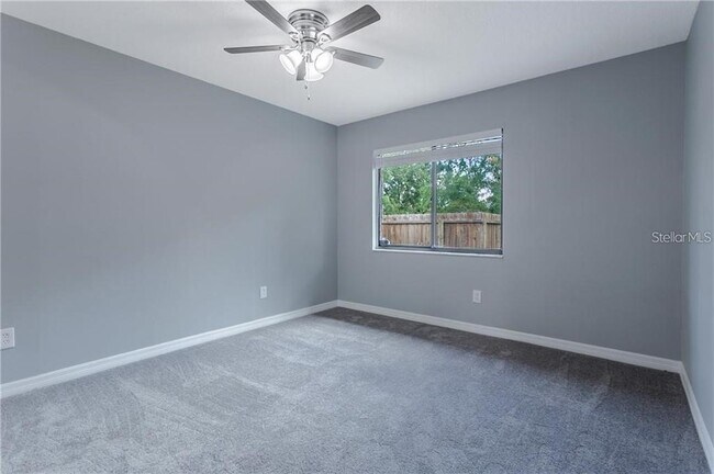 Building Photo - 2038 Crowley Cir W