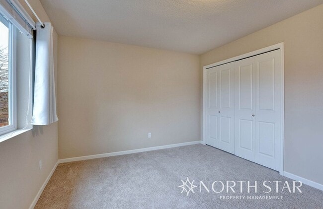 Building Photo - Heritage Crossing Craftsman in Tigard