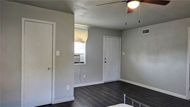 Building Photo - 3617 Dalraida Dr