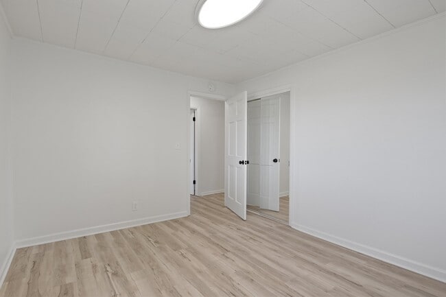 Building Photo - 4321 W Whiteland Rd