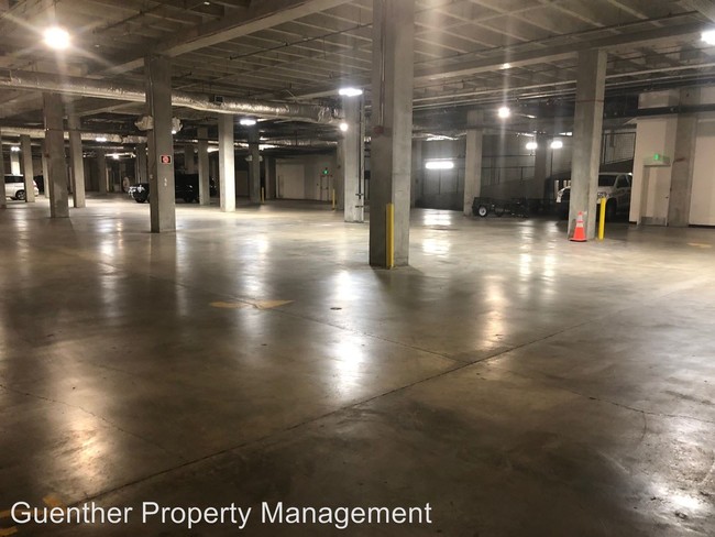 Building Photo - 4 br, 3 bath House - 809 W Main Ave  # 206