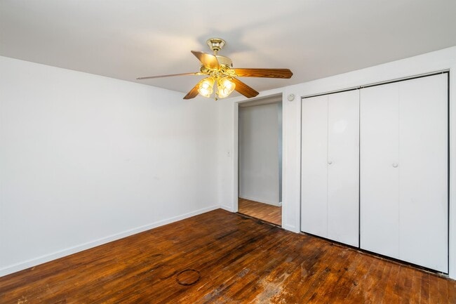 Building Photo - 153 Yankee St