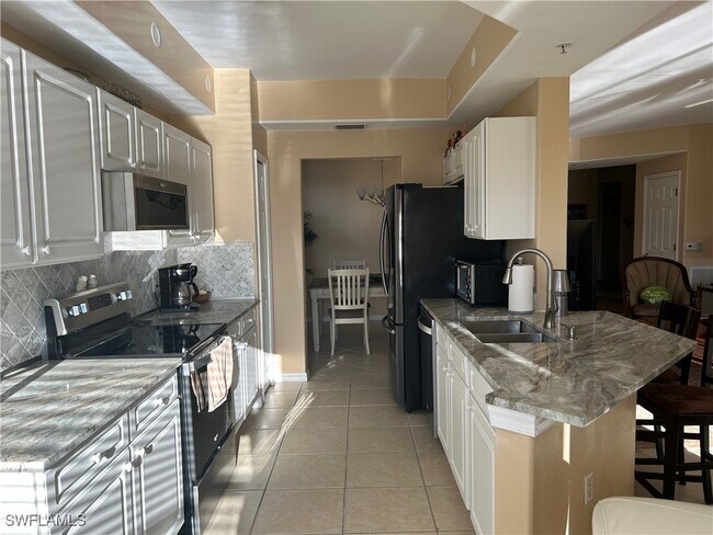 Building Photo - 1390 Tiffany Ln