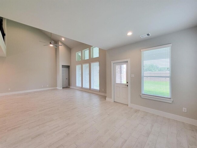 Building Photo - 23622 Iris Field Ct