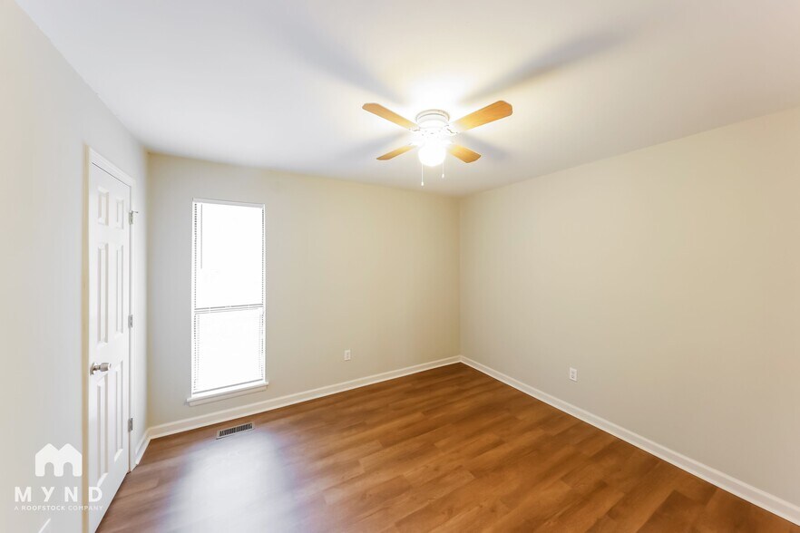 Building Photo - 5217 Starlite Dr