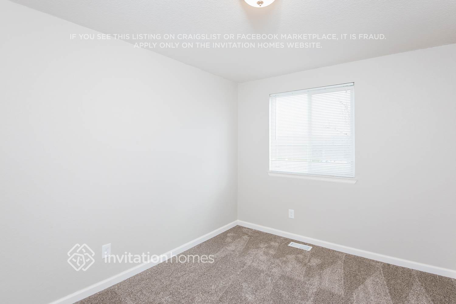 Building Photo - 10764 Eudora Cir