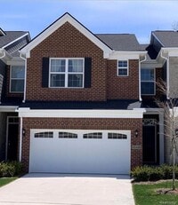 Building Photo - 24792 Ivy Rd