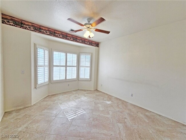 Building Photo - 3260 Helicopter Ave