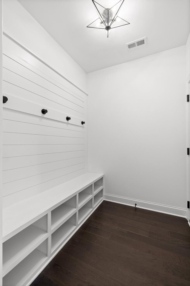 Building Photo - 7183 Tailgate Lp