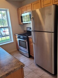 Building Photo - 296 Ruth Ct