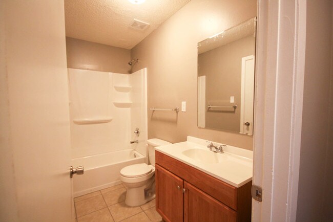 Building Photo - 3380 Spottswood Ave