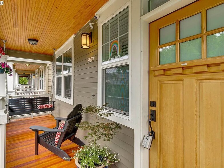 Building Photo - 2518 SE 58th Ave