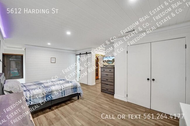 Building Photo - 5612 Harding St