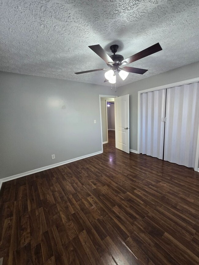 Building Photo - Three Bedroom Home located near South Arlington Ave and Stop 11 Rd