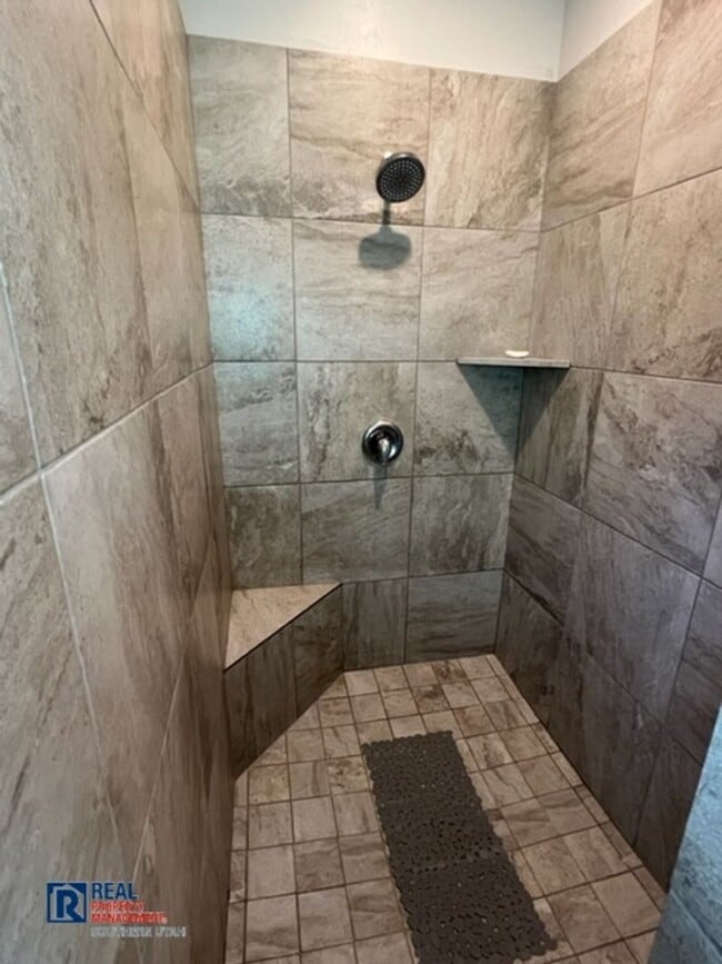 Building Photo - Sienna Hills Townhome