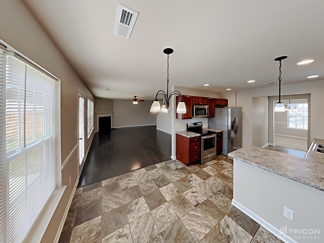Building Photo - 4676 Midstream Crossing Dr