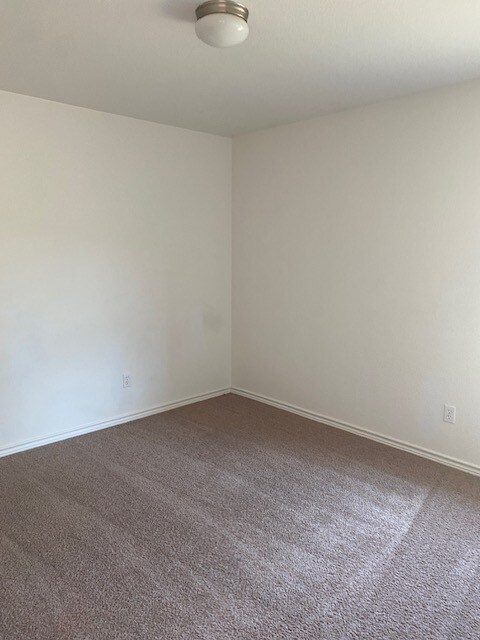 Building Photo - 3417 Settlement Rd