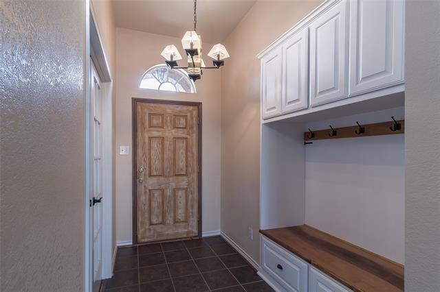 Building Photo - 15760 Scenic Rd