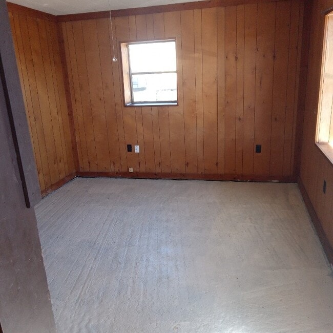 Building Photo - Robertsdale Mobile Home Community